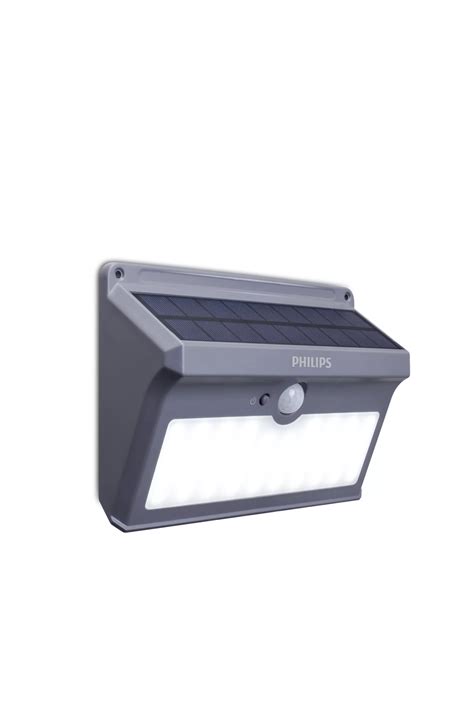 Essential SmartBright Solar Wall Light .